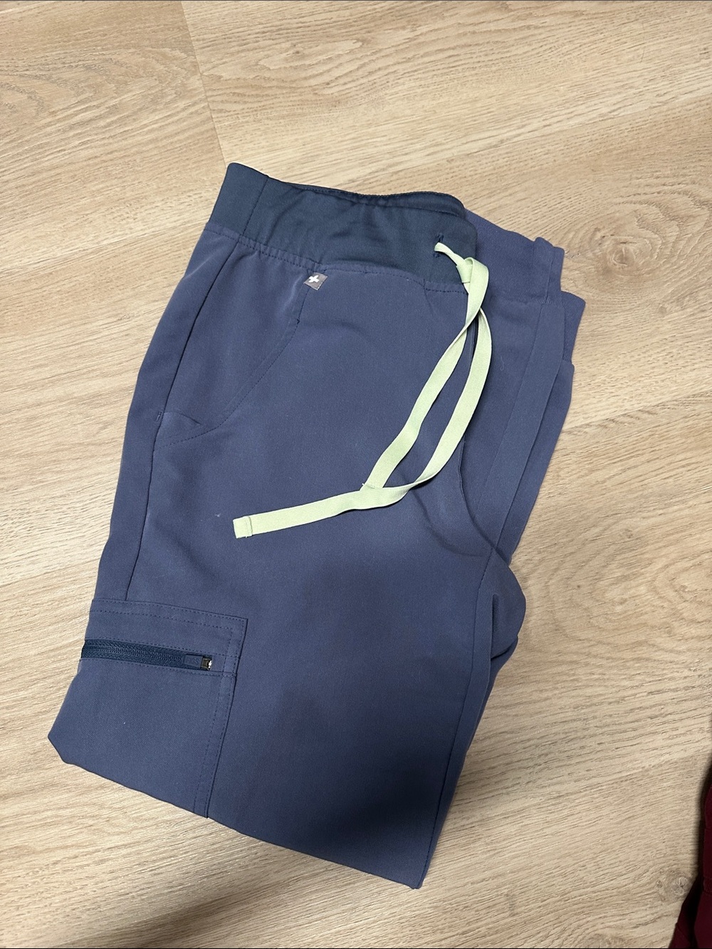 Women’s Figs jogger scrub pants
